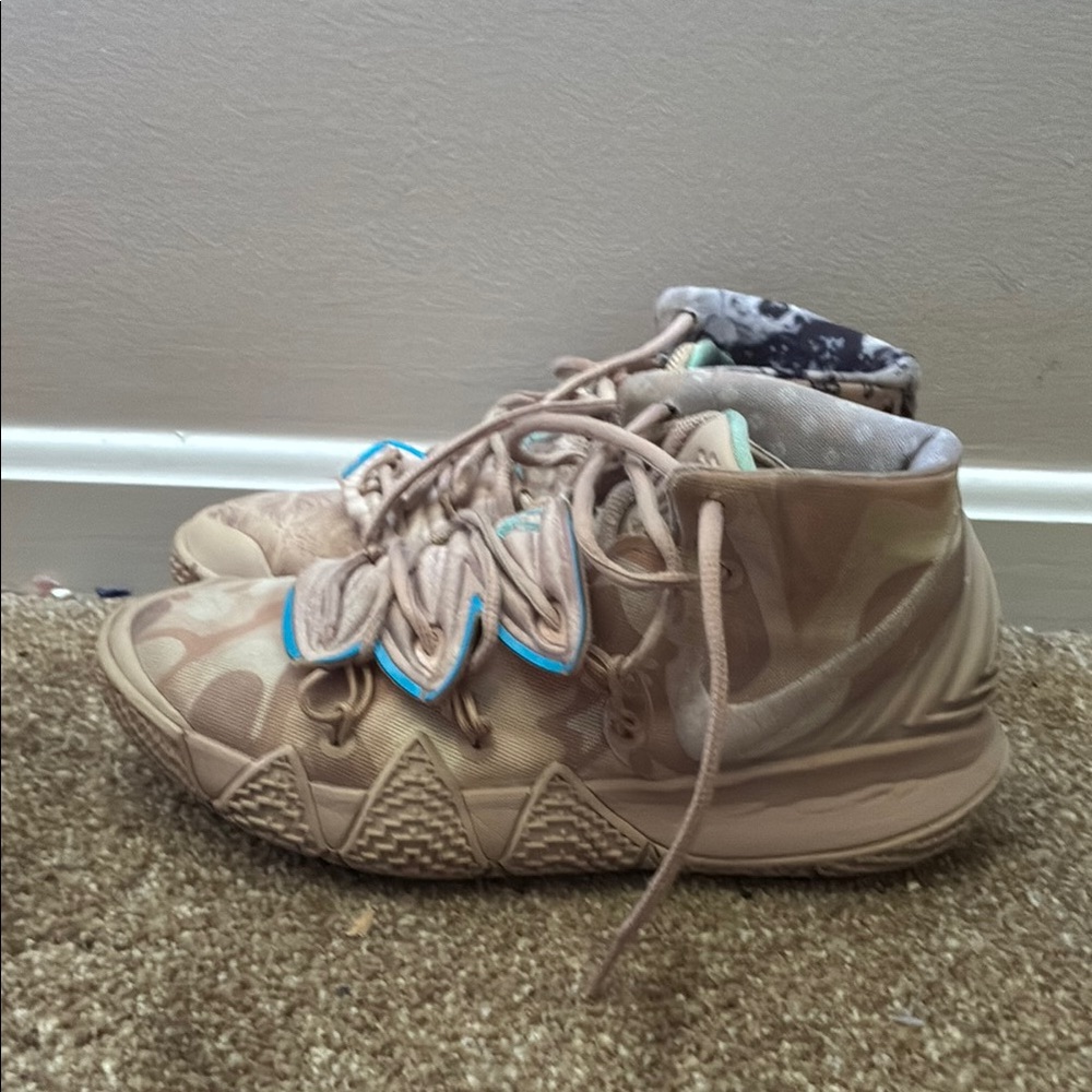 nike kyrie